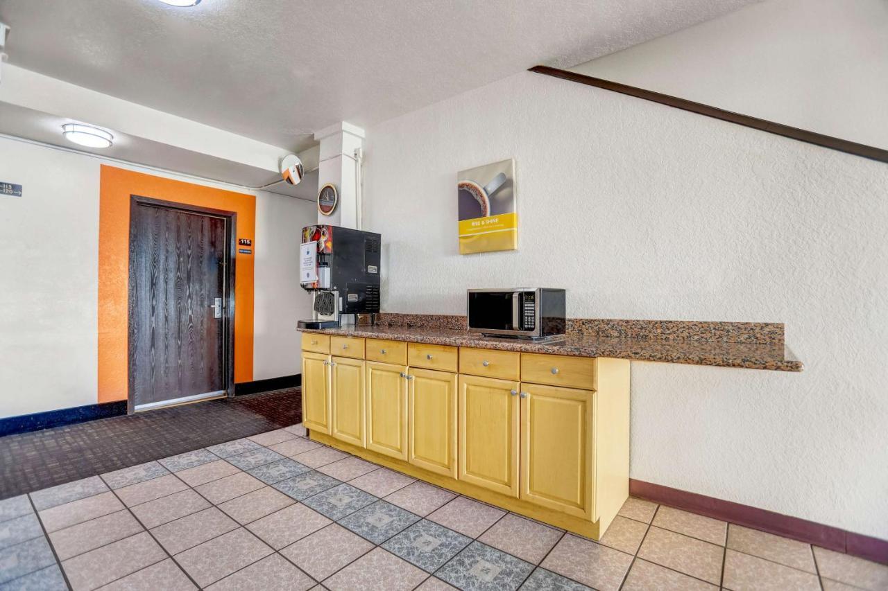 Motel 6-Moriarty, Nm Екстер'єр фото